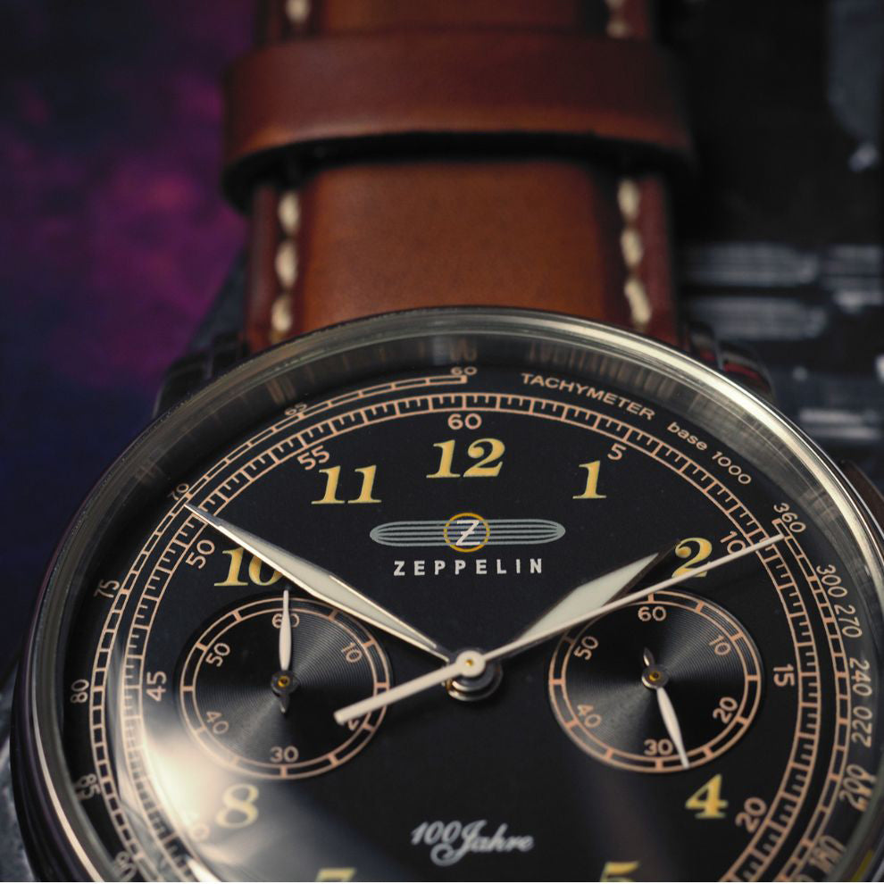 Montre Zeppelin 100 ans Zeppelin Chrono 42mm acier quartz noir 7674-3