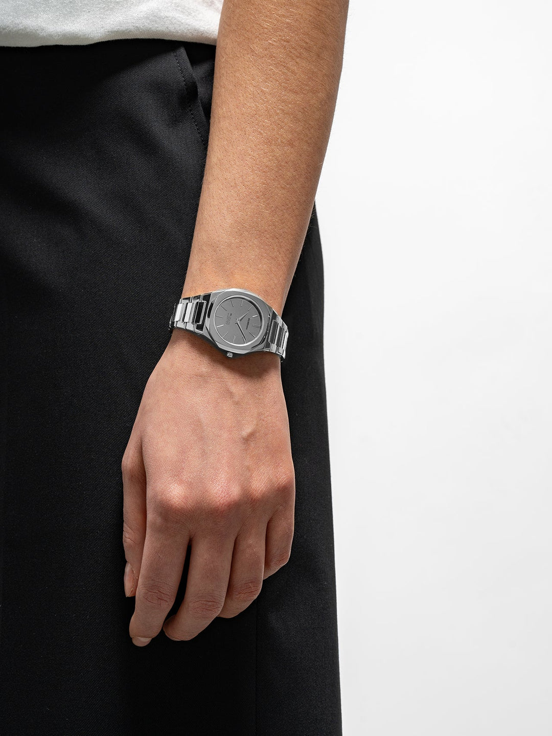 D1 Milano Silver Gleam Ultradünne Uhr 30 mm D1-UTBL39
