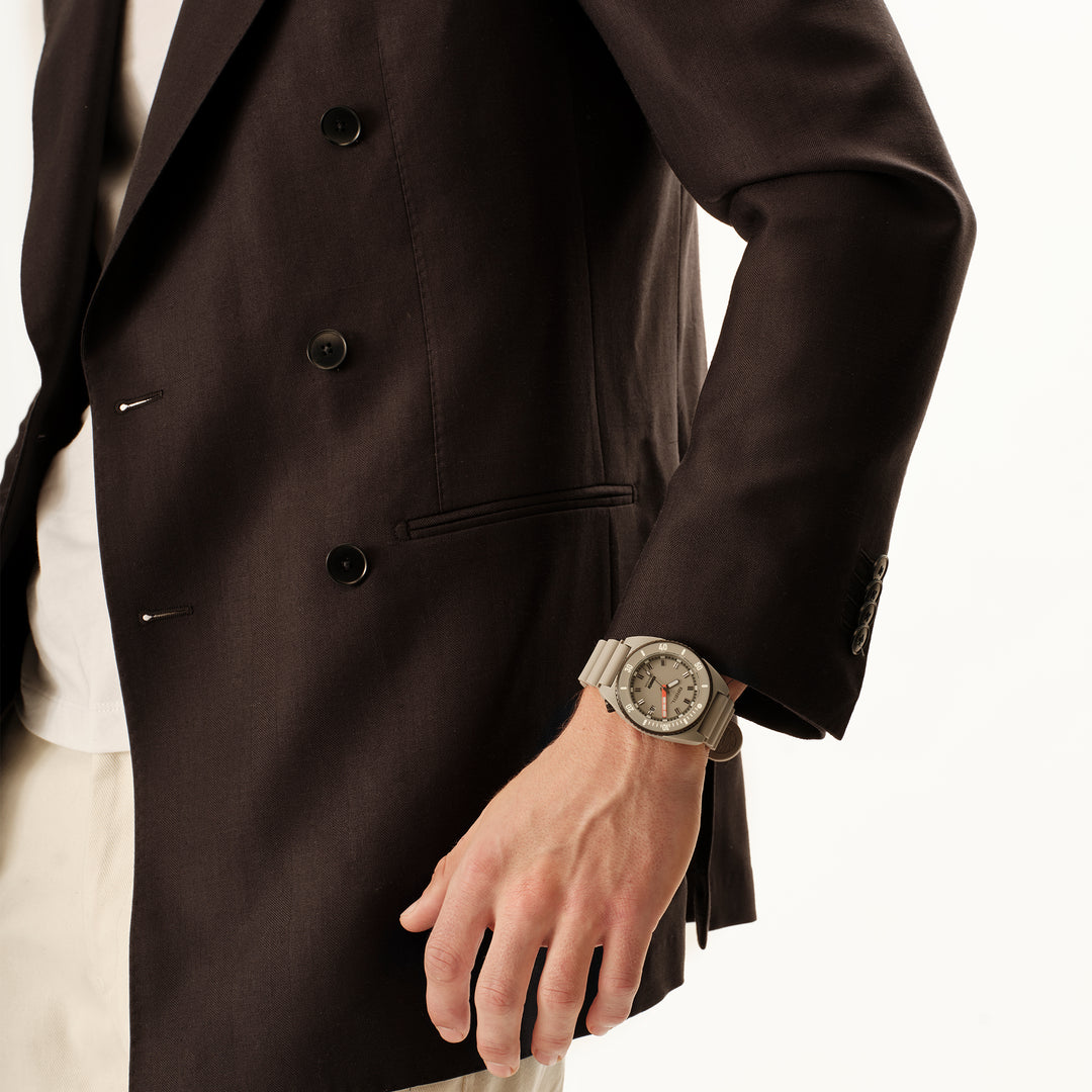 Breil Manta E.C.O. montre Blend 42mm quartz gris céramique TW2196