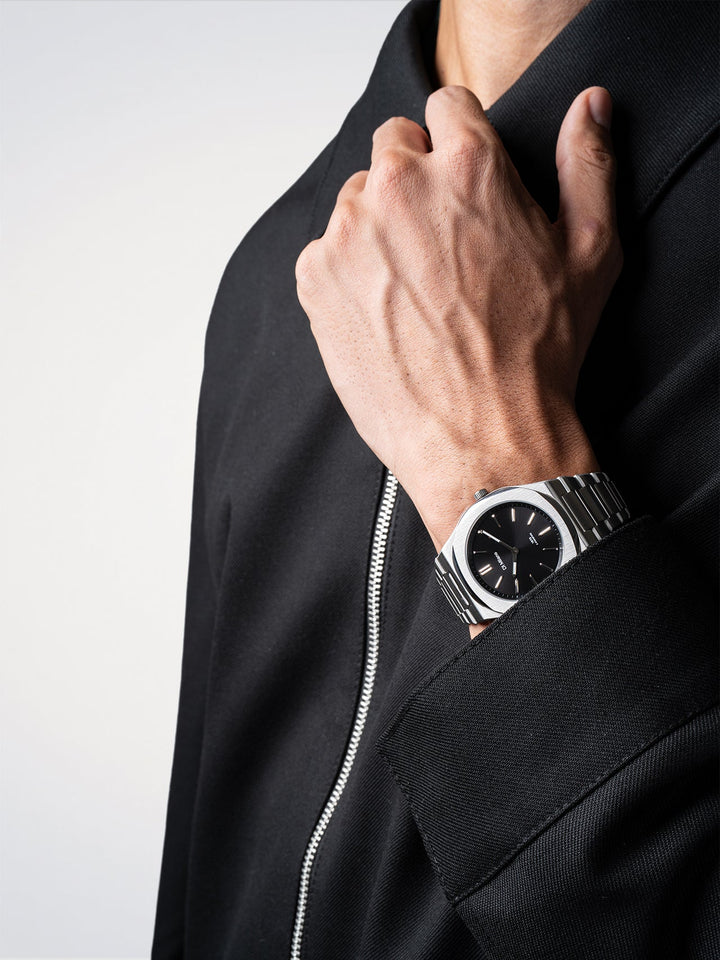D1 Milano Groovy Noir Ultra Fin 39 mm D1-UHBJ01