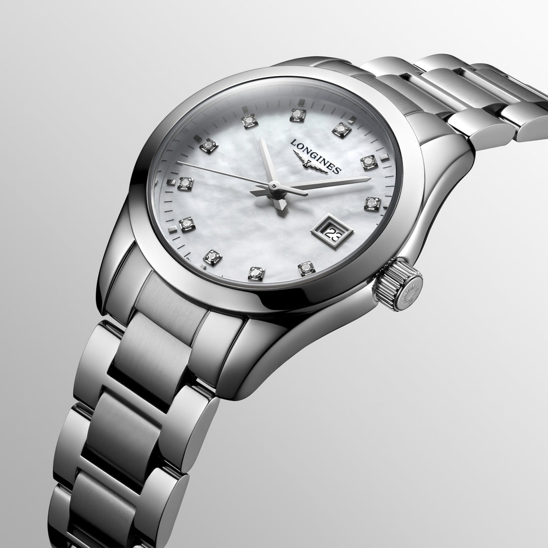 Montre Longines Conquest Classic 29mm nacre diamants quartz acier L2.286.4.87.6
