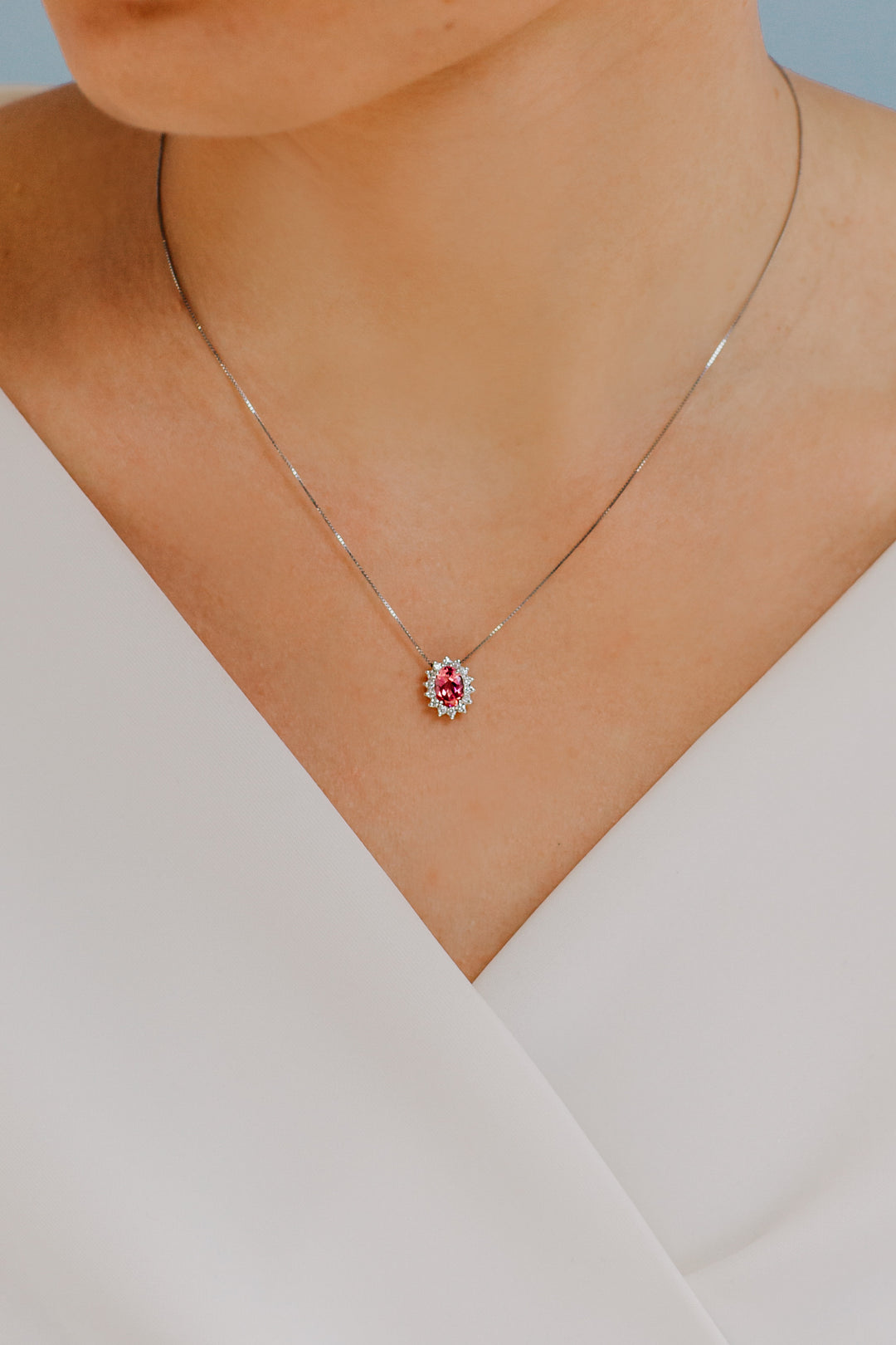 Comete ketting in goud, diamanten en ovale roze topaas GLB1579
