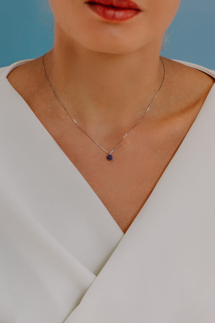 Comete-halsketting in goud, diamant en ronde blauwe saffier GLB1388