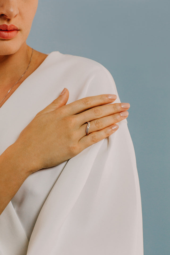 Comete Onda-ring in roze goud en diamanten ANB 2494