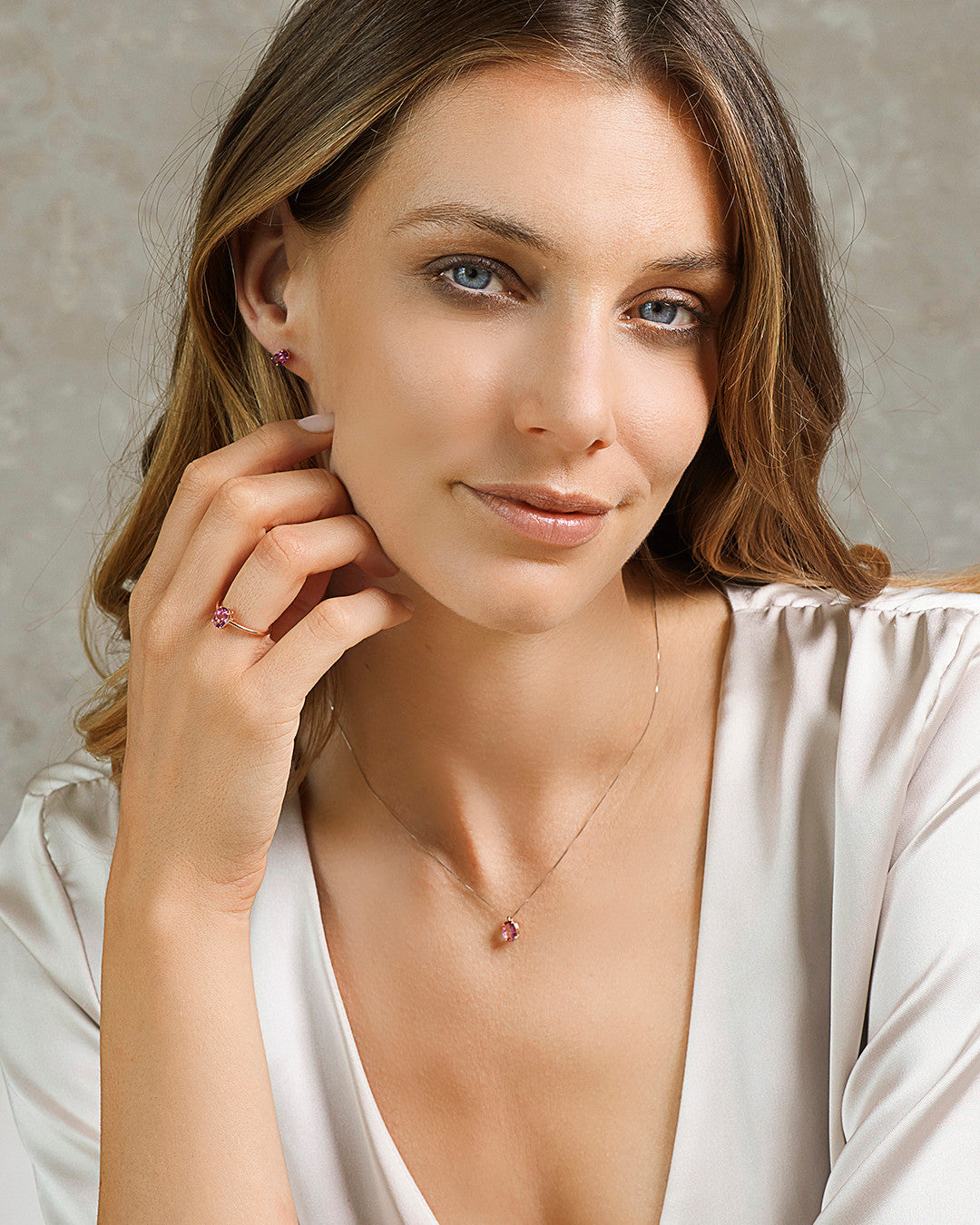 Comete-Ring aus Roségold mit ovalem rosa Topas ANB2678