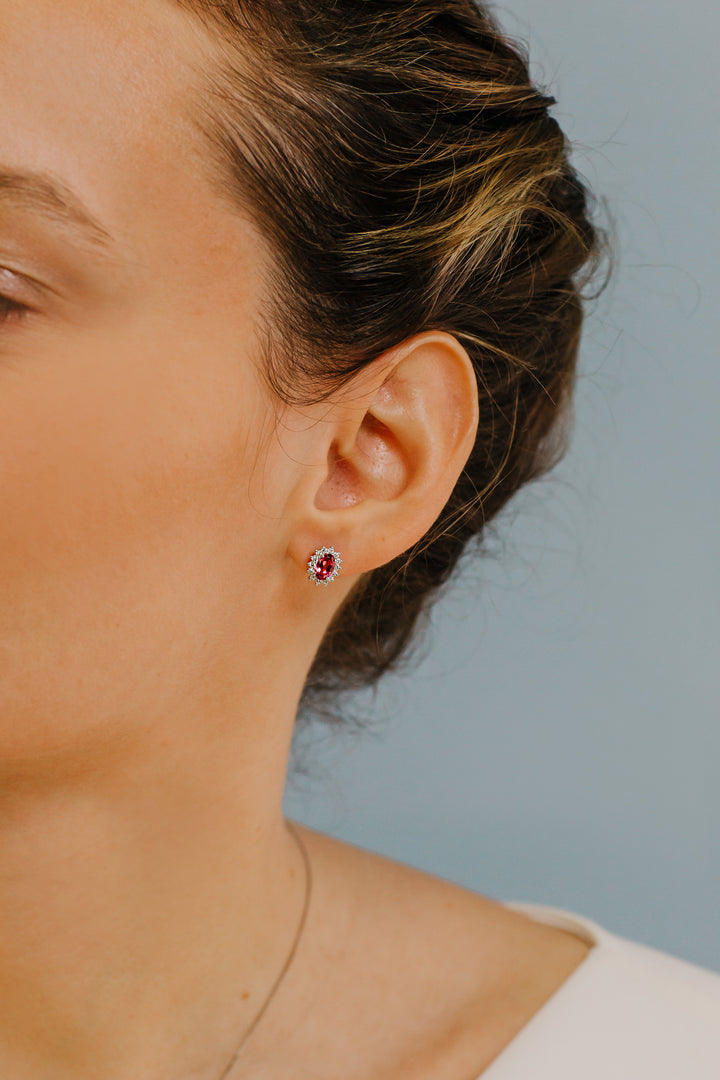 Ovale Goldohrringe von Comete mit Diamanten und rosa Topasen ORB1037