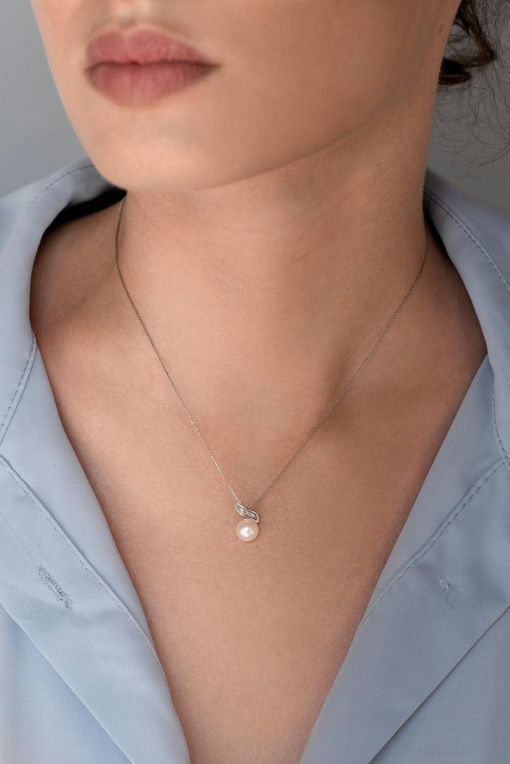 Comete-Halskette mit Perlen aus Gold und Diamanten GLP612