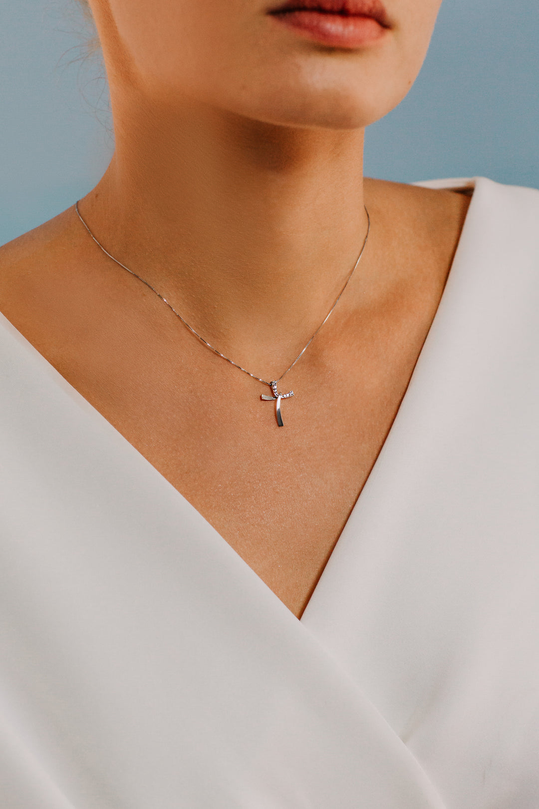 Comete Gold and Diamond Cross Necklace GLB1563