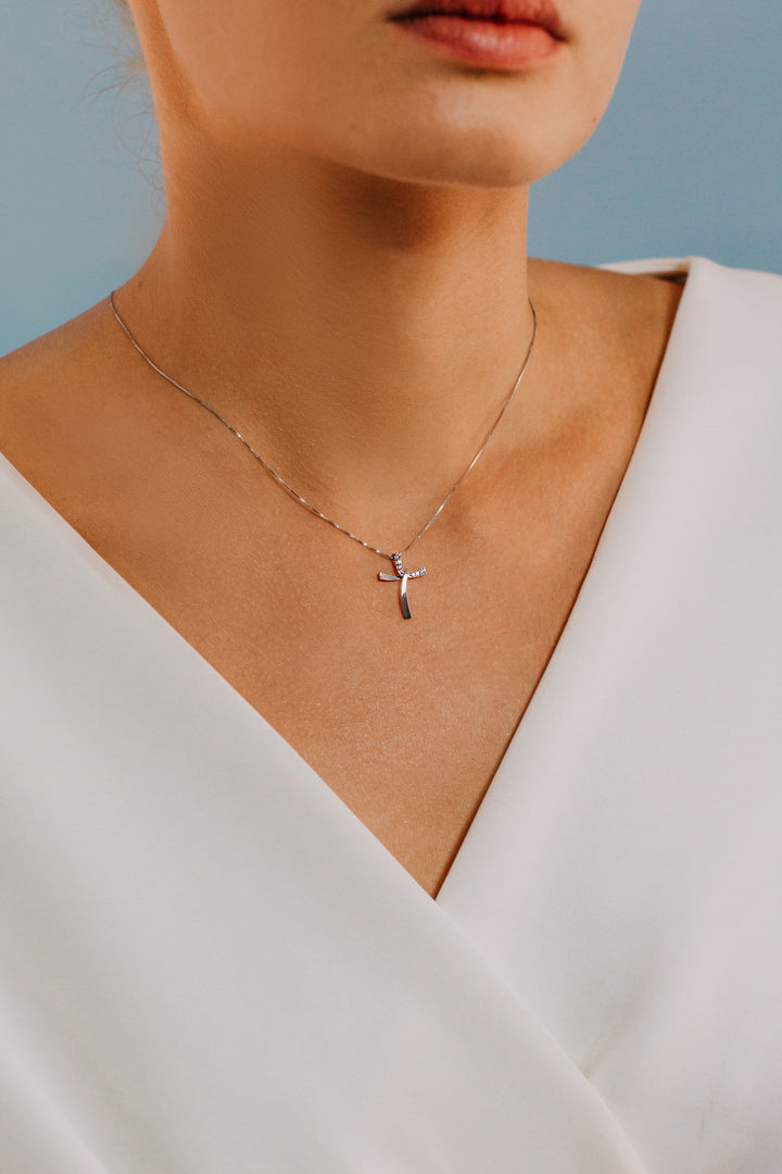 Comete Gold and Diamond Cross Necklace GLB1563