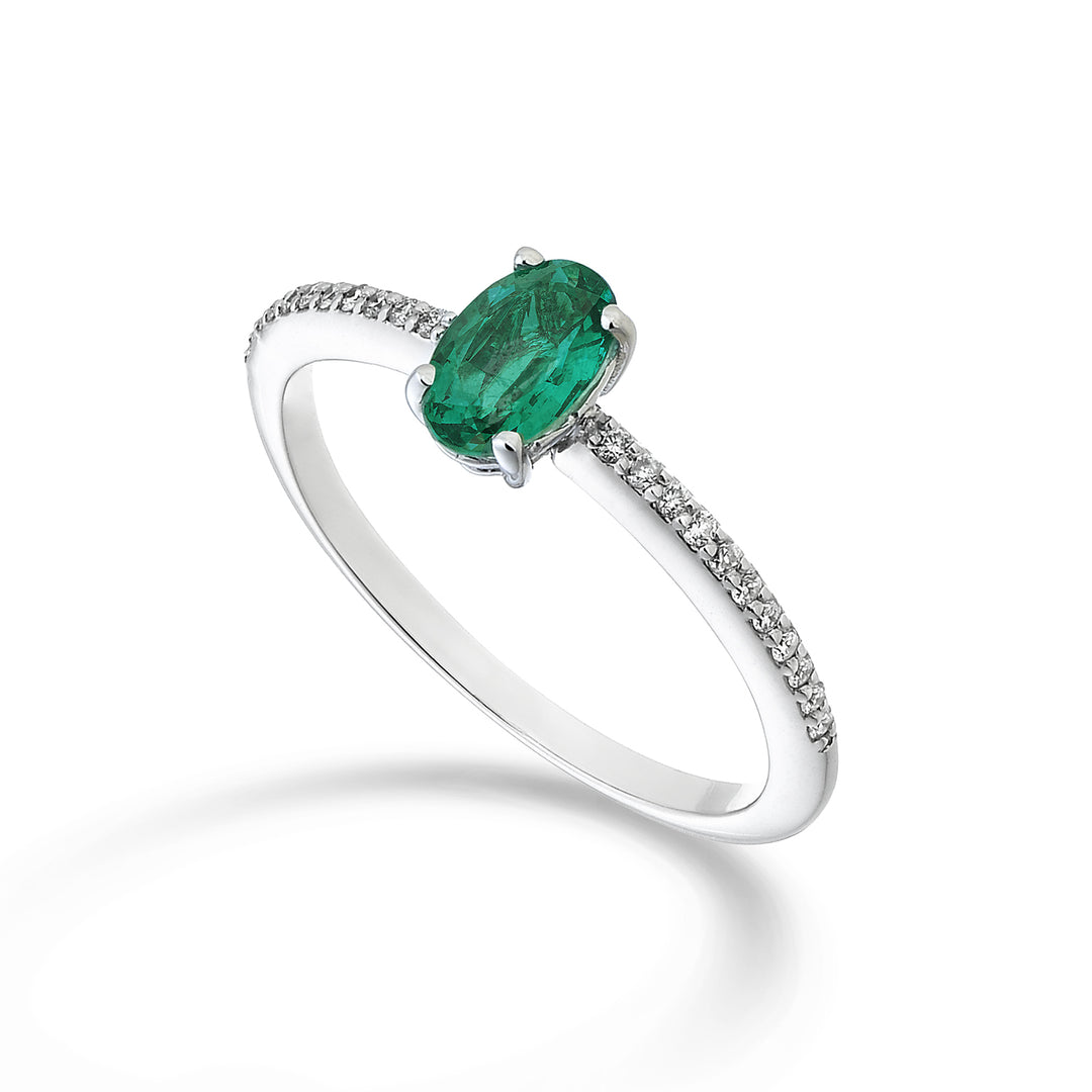 Mikiko une émeraude 18 carats n. ovale 6x4 ct.0,46 diam. ct.0,08 MA5102O4SMN046