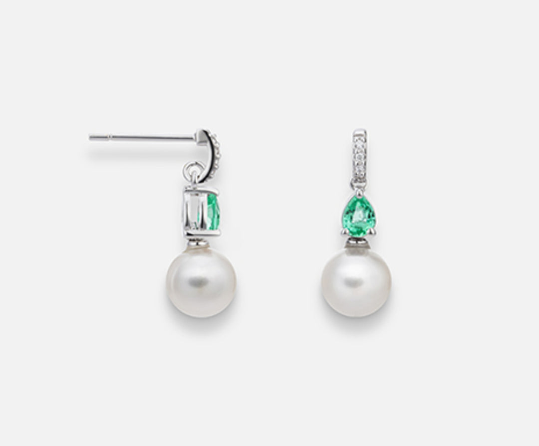 Mikiko oder 18 Karat Fw 6,5/7 Smaragd Tropfen 4 x 3 ct. 0,28 Dia ct. 0,02 MO1524O4FABI065