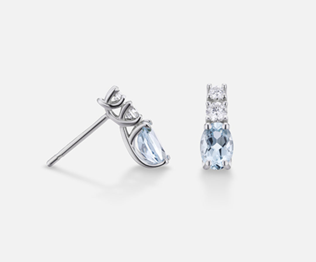 Mikiko oder 18 Karat ovaler Aquamarin, 6 x 4 ct. 0,60 dia ct. 0,20 MO5035O4AM