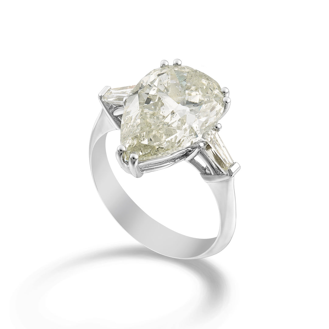 World Diamond Group ring with drop 6.21 ct. and side steppers APU484DI-22347110012
