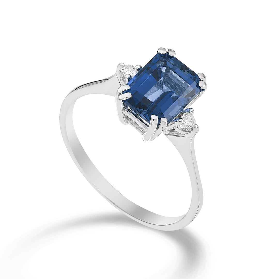 Mikiko een 18k achthoekige London Blue Topaas 8x6 ct.2,65 diam. ct.0,06 MACL090DITPBL3O4