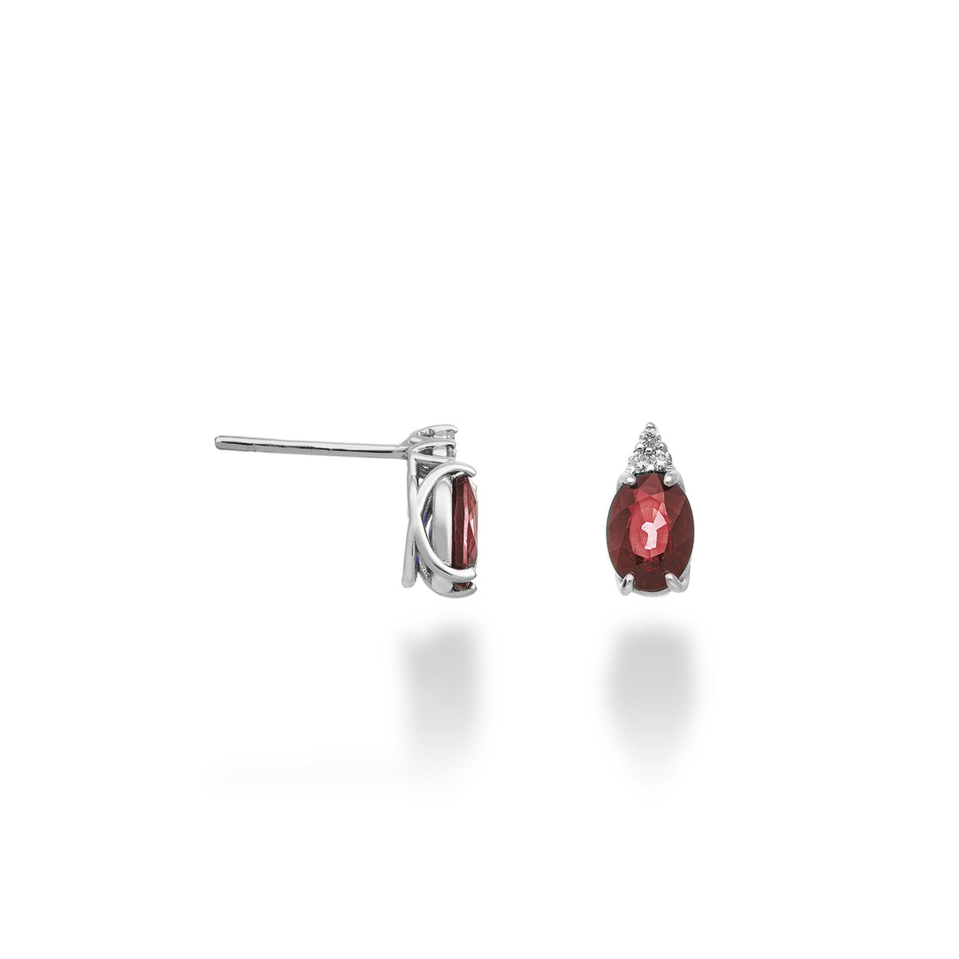 Mikiko of 18k ovale robijn 7x5 en drie diamanten MO5172O4RBC