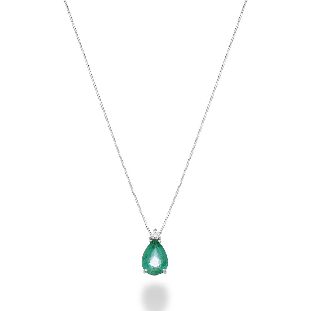 Nihama cl 18k émeraude ovale 7x5 avec trois diamants ND5189O4BE