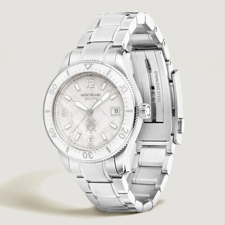 Montblanc horloge Iced Sea Automatic Date 0 Oxygen 38mm wit automatisch staal 134024