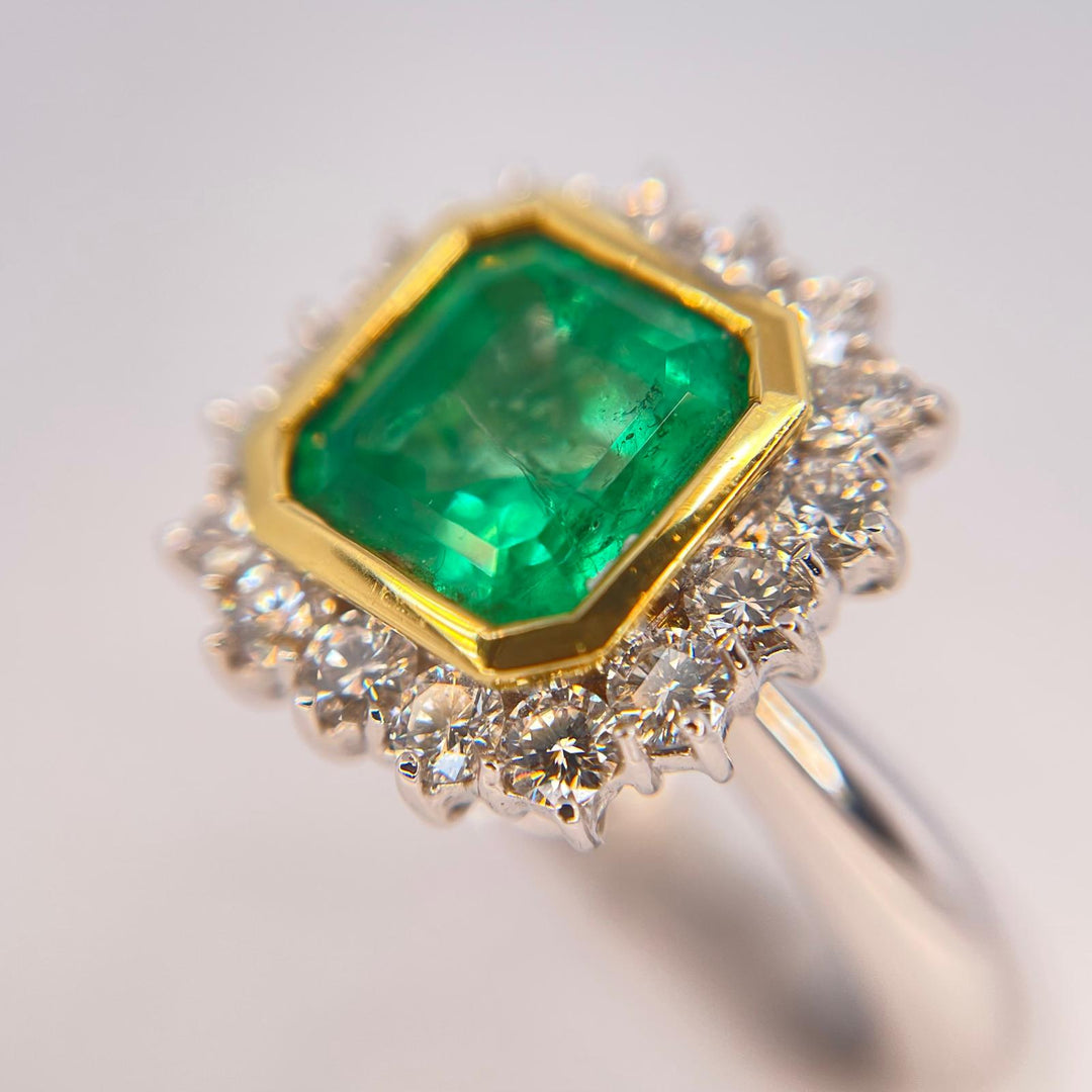 Recarlo Ringing Ring 18kt Emerald und Diamanten