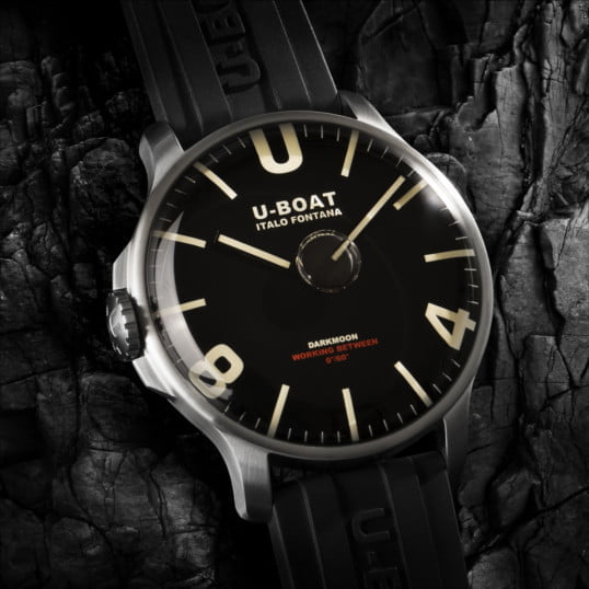 Montre U-BOAT Darkmoon Black SS 44 mm noir quartz acier 8463/B